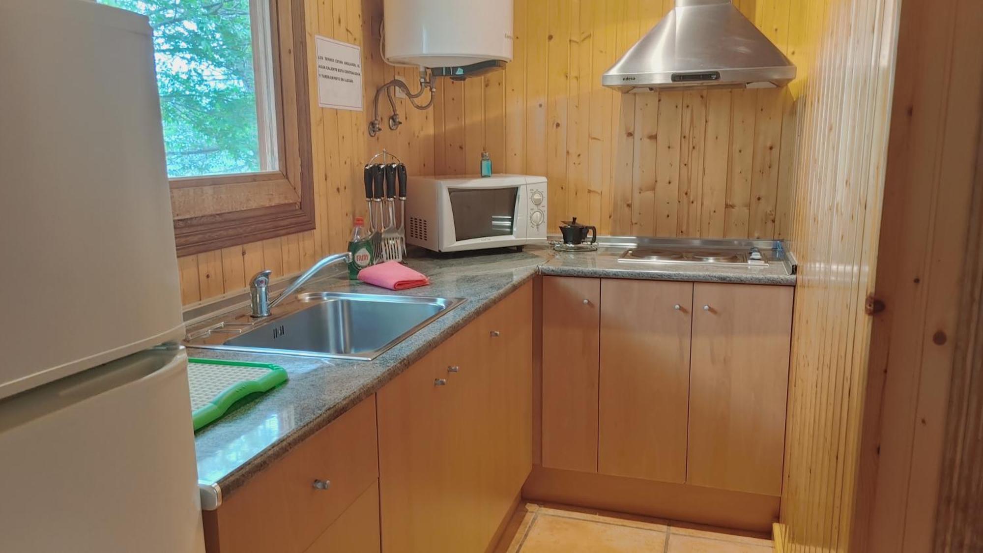 Camping Casa Fausto Cerca De Dinopolis Formiche Alto Екстериор снимка