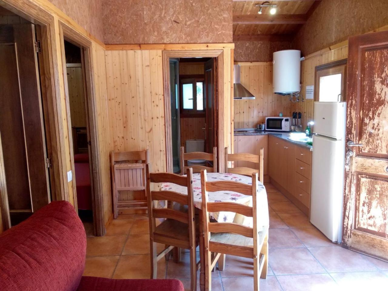 Camping Casa Fausto Cerca De Dinopolis Formiche Alto Екстериор снимка