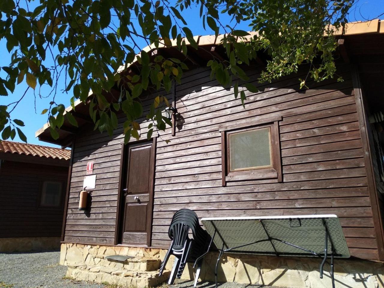 Camping Casa Fausto Cerca De Dinopolis Formiche Alto Екстериор снимка